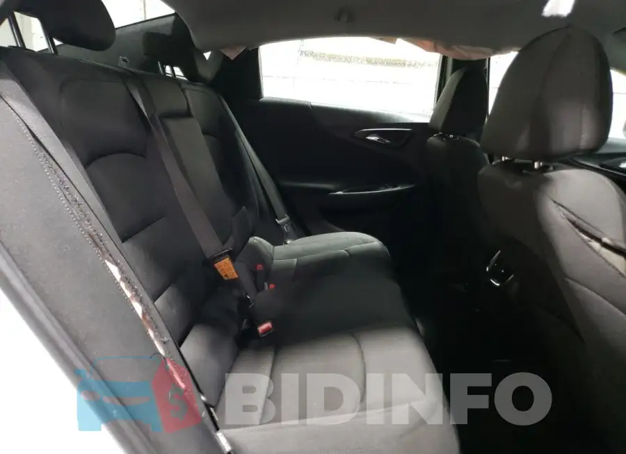 1G1ZD5ST8PF225069 Photo# 10