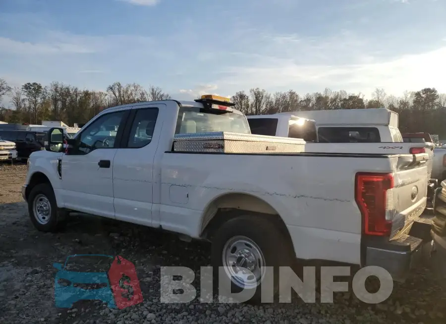 1FT7X2A69KEG66272 Photo# 2