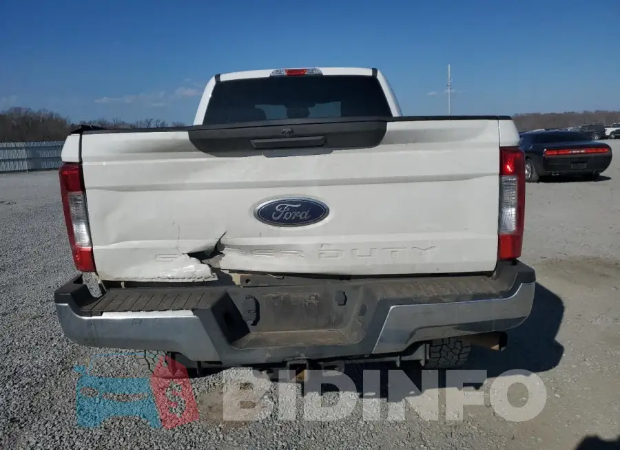 1FT7X2B69HED68912 Photo# 6