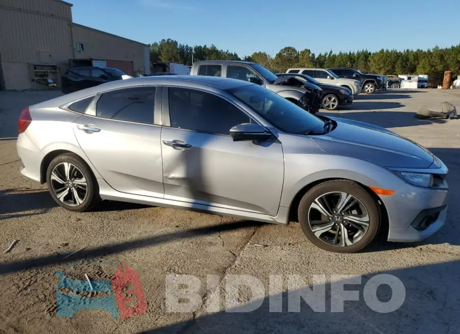 19XFC1F90HE019230 Photo# 4