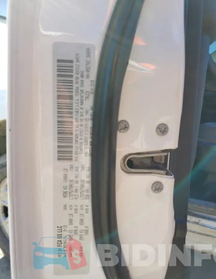 3C6UR5CL2JG359185 Photo# 12