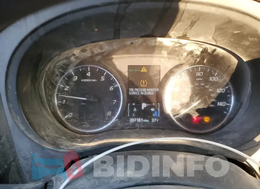 JA4AD2A34JZ067687 Photo# 9
