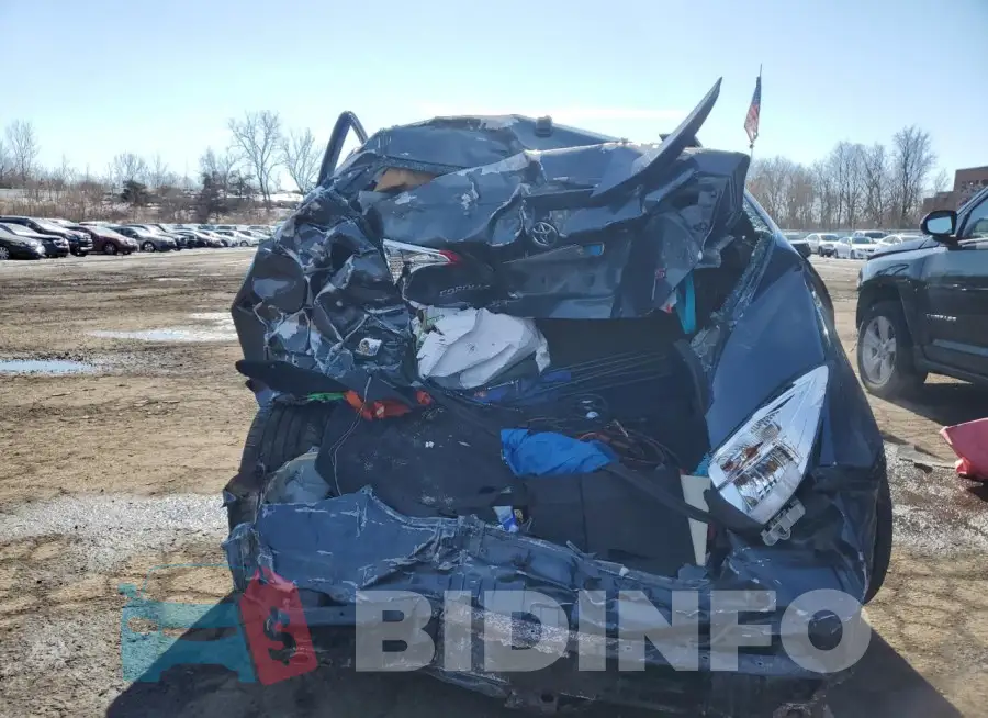 2T1BURHE5GC538064 Photo# 6