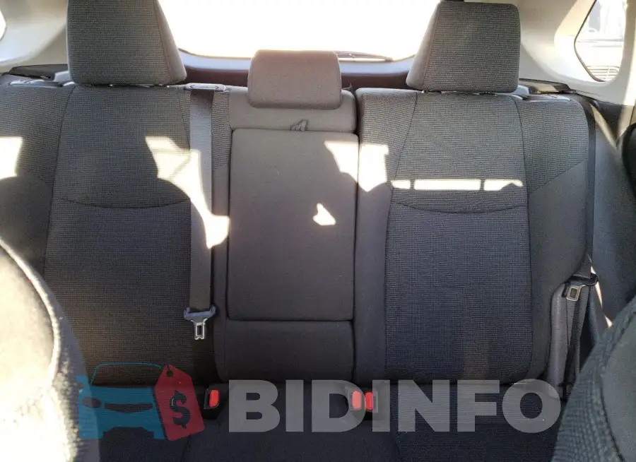 2T3F1RFV6PC384517 Photo# 10