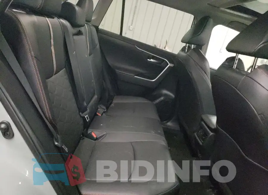 2T3J1RFV4PW407477 Photo# 11