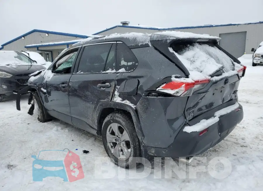 2T3P1RFV6PW332422 Photo# 2