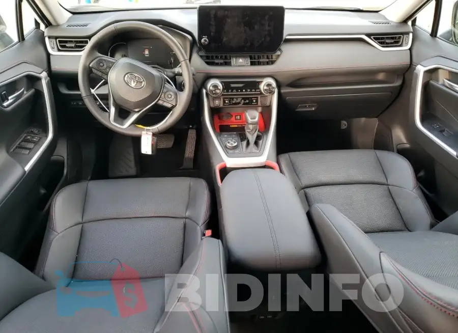 2T3S1RFV6RW483807 Photo# 8