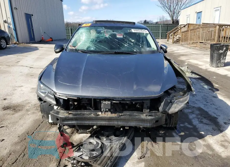 1VWBT7A3XHC024198 Photo# 5