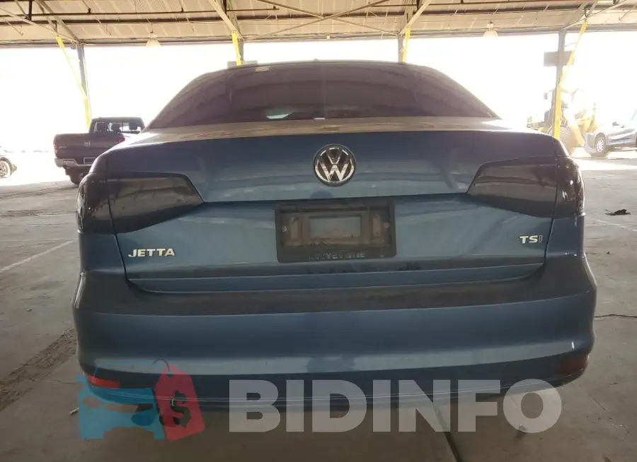 3VW2B7AJXJM232202 Photo# 6