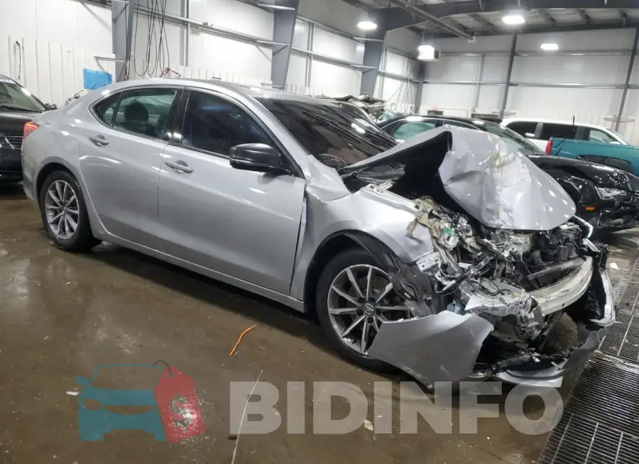 19UUB1F33KA009700 Photo# 4