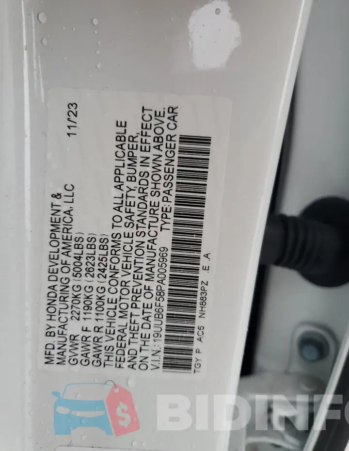 19UUB6F58PA005969 Photo# 12