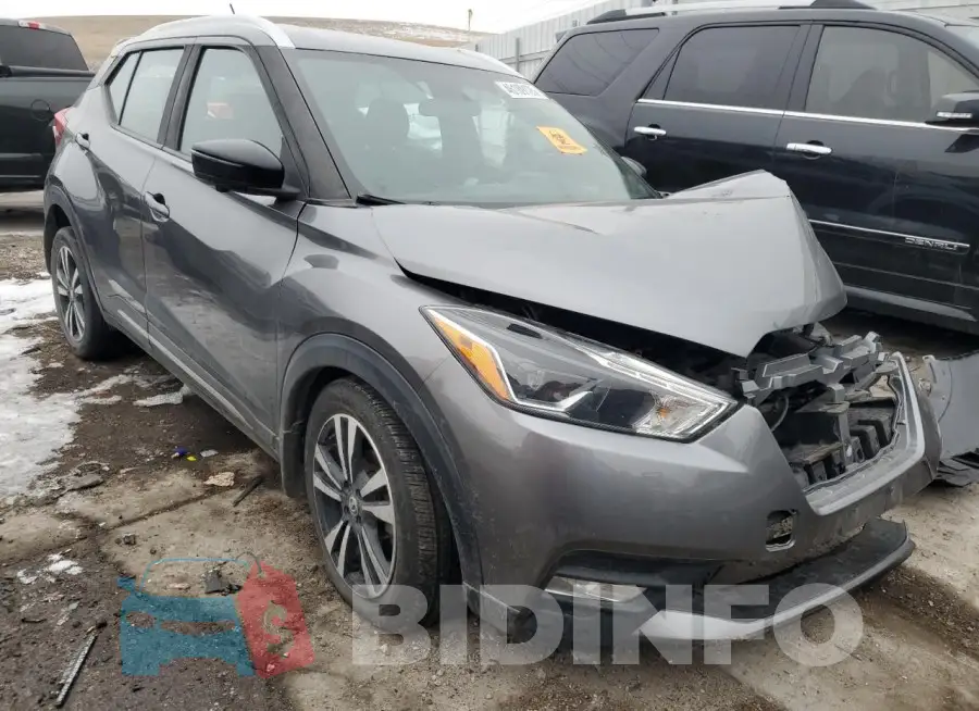 3N1CP5CU5JL529617 Photo# 4