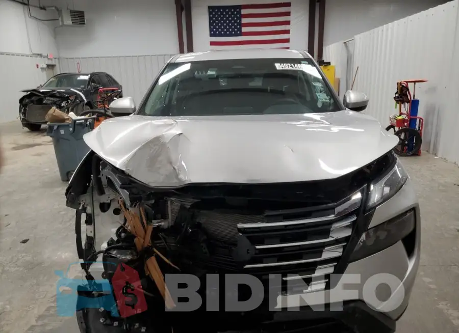 5N1BT3BA8RC697979 Photo# 5