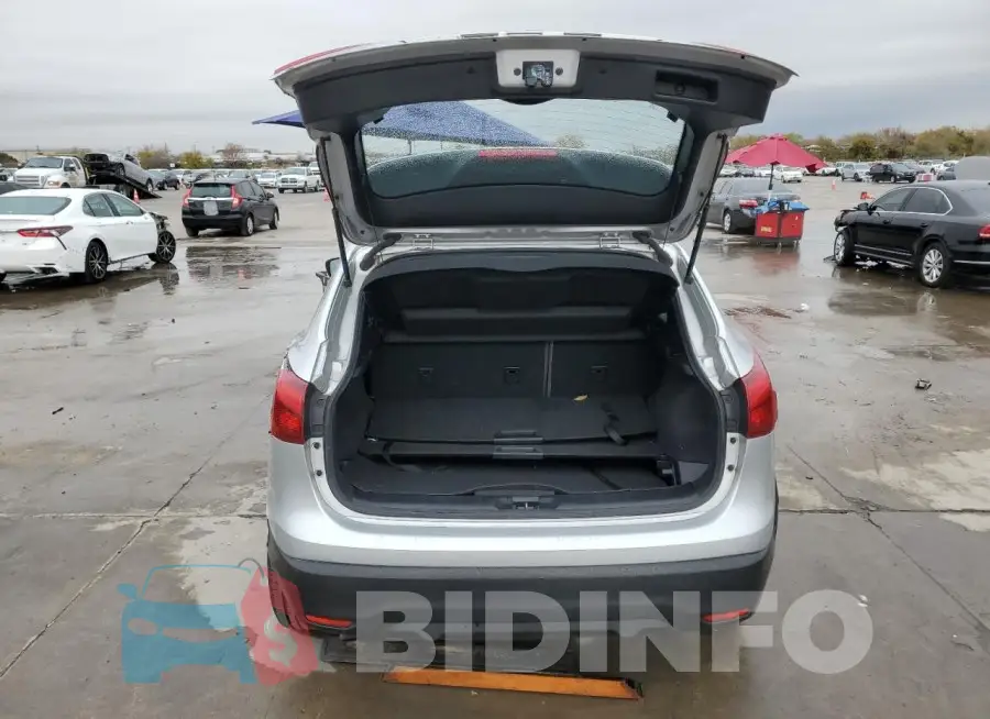 JN1BJ1CP4HW025953 Photo# 6