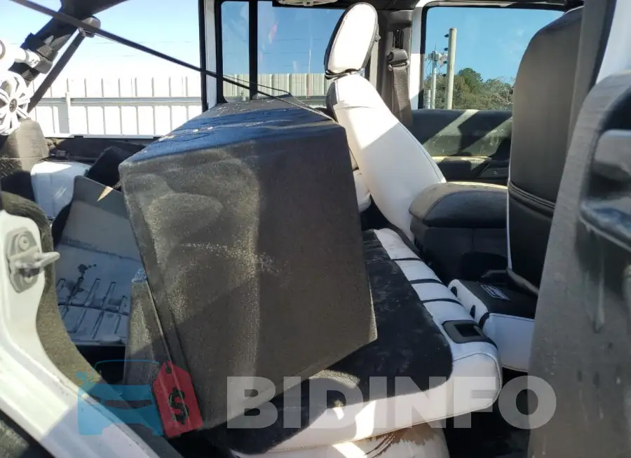 1C4BJWDG9HL669782 Photo# 10