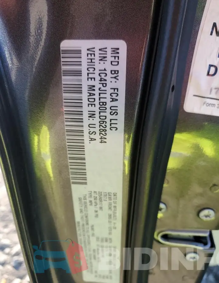 1C4PJLLB0LD628244 Photo# 13