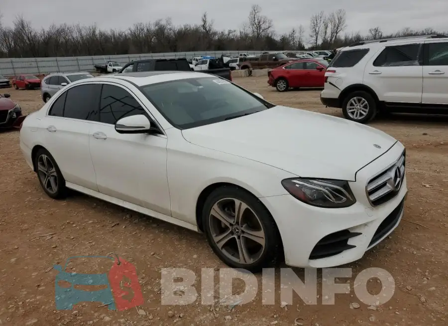 WDDZF4JB9KA611354 Photo# 4