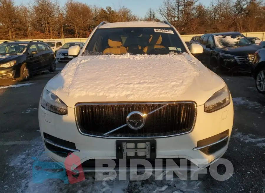 YV4A22PK9G1032934 Photo# 5