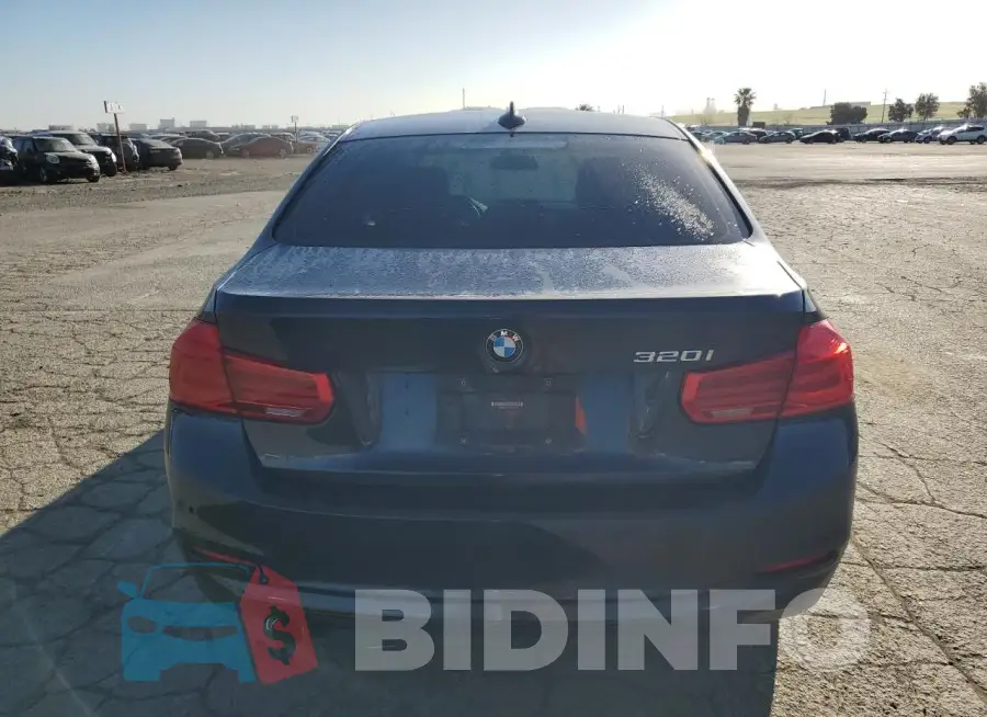 WBA8A9C52GK618301 Photo# 6