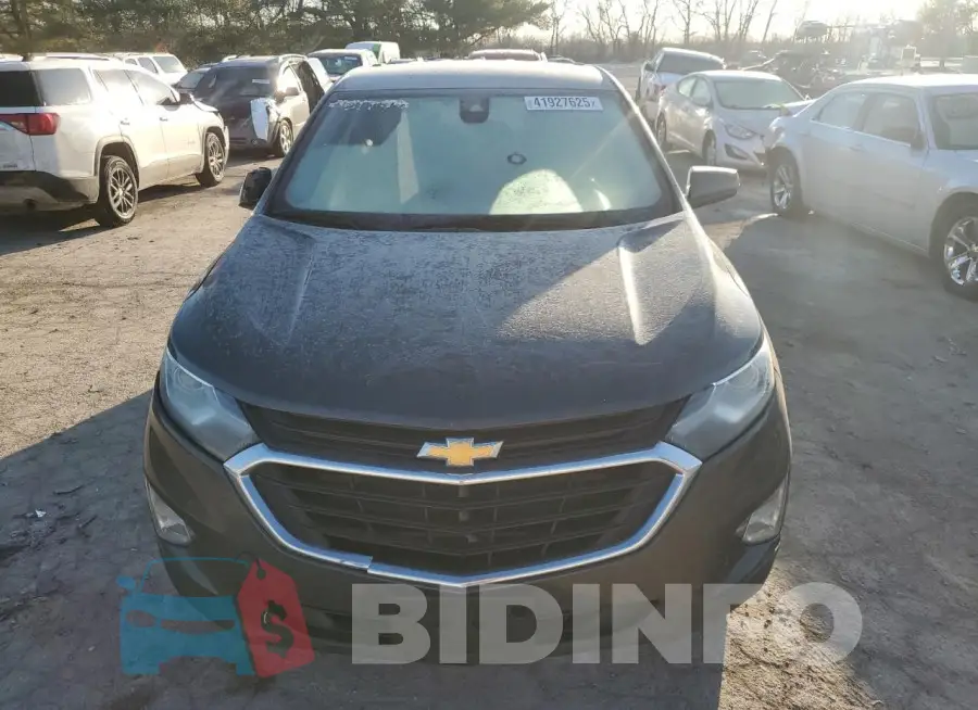 2GNAXTEV8K6142135 Photo# 5