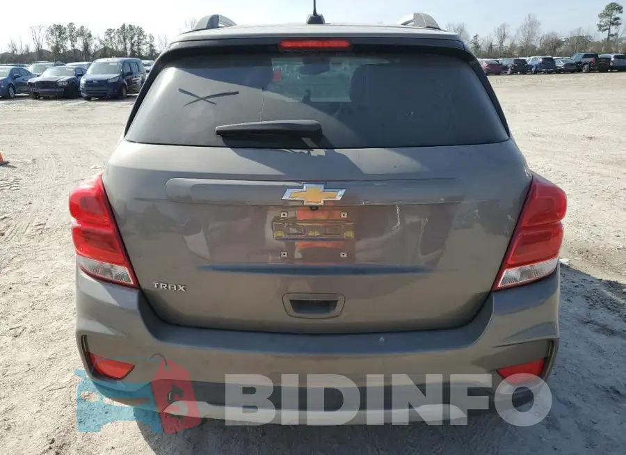 KL7CJLSB6MB325933 Photo# 6