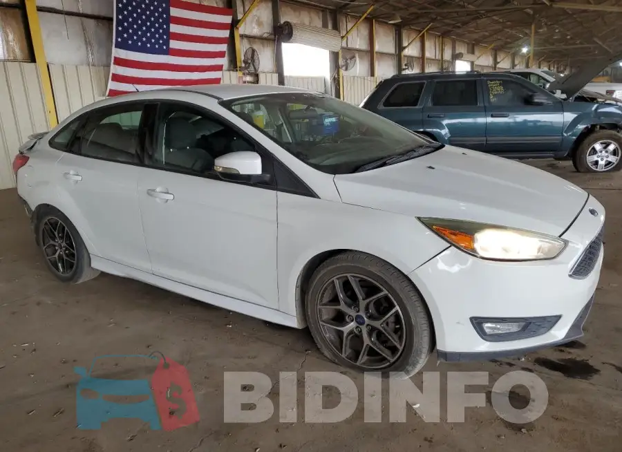 1FADP3F28GL315411 Photo# 4