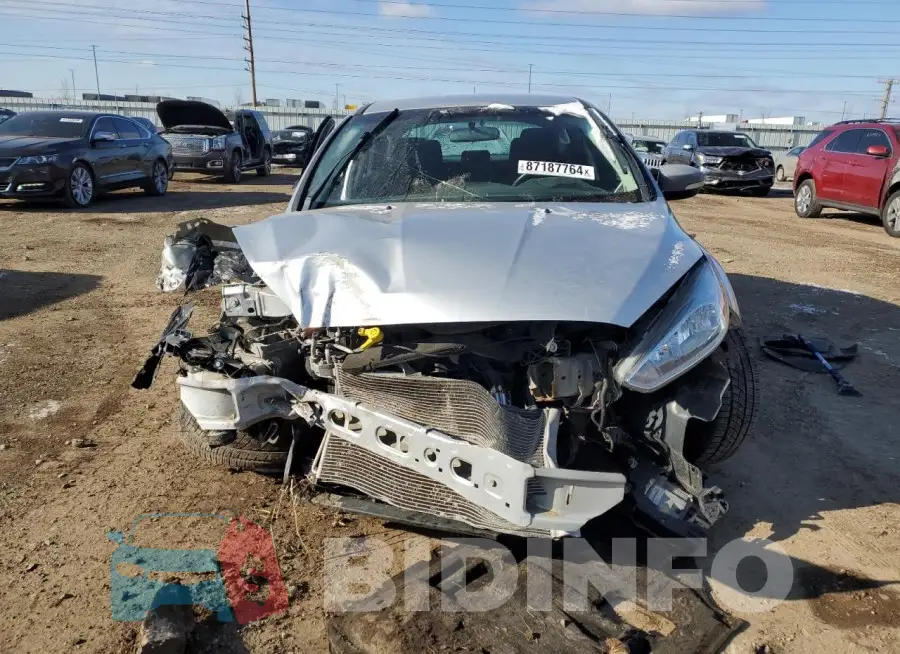 1FADP3F28JL300639 Photo# 5