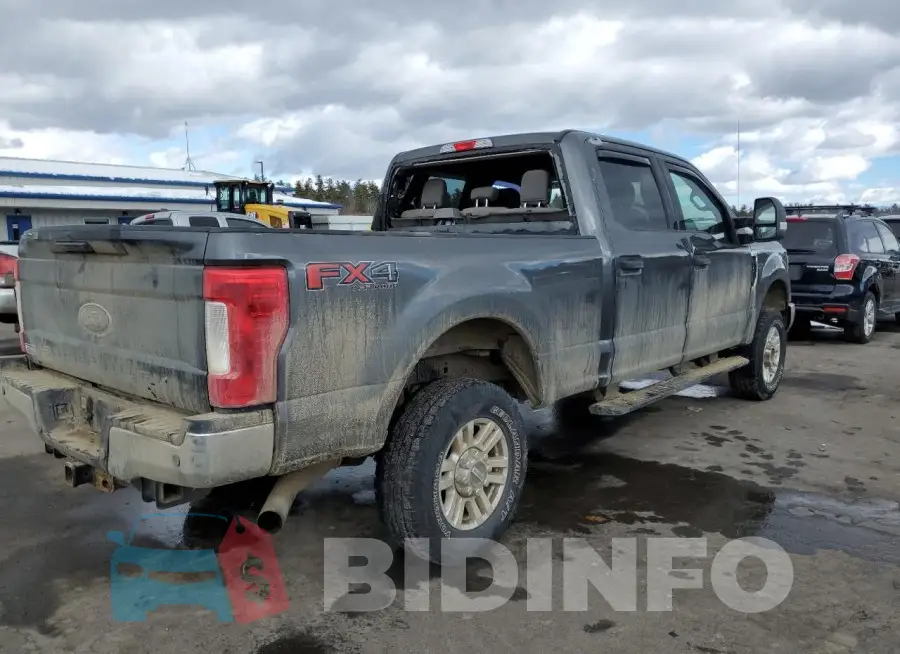 1FT7W2B62JEB70035 Photo# 3