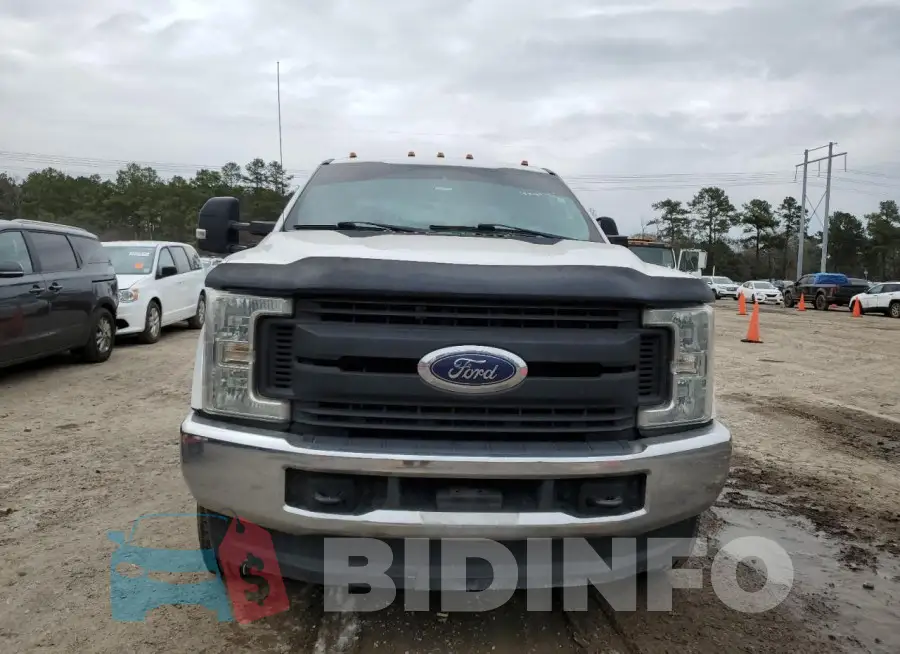 1FT7W2B67HEB98424 Photo# 5