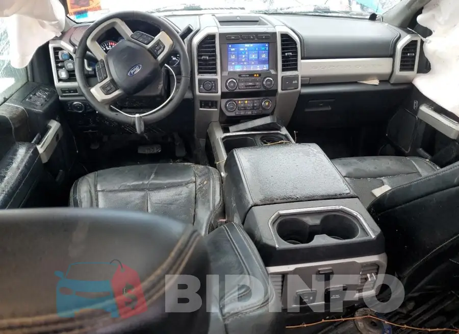 1FT8W3BN0LEE17167 Photo# 8