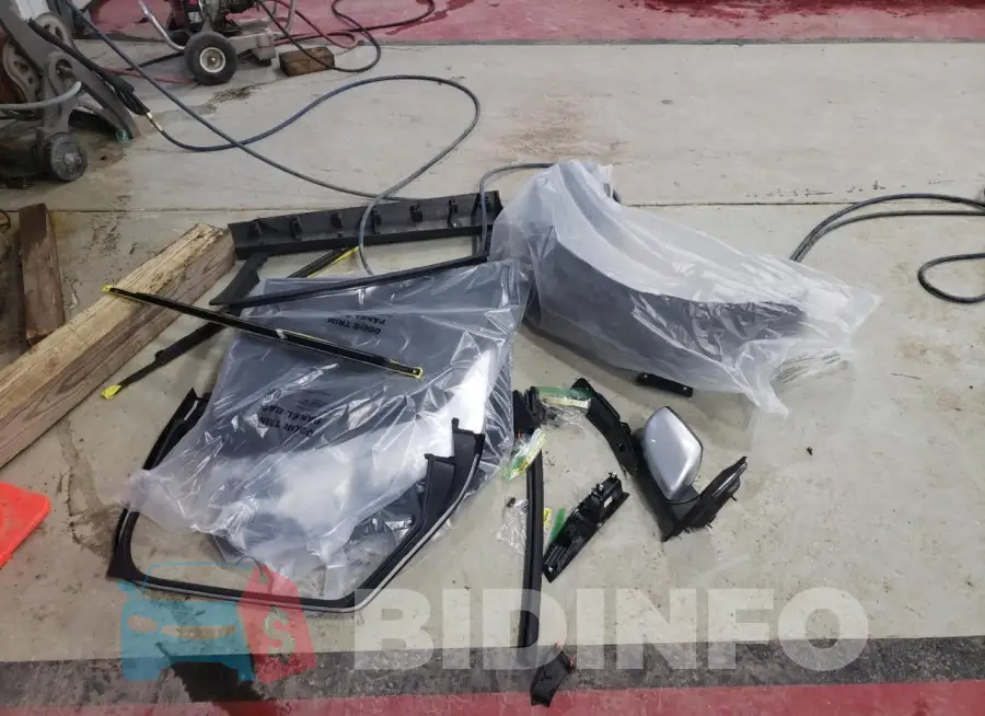 2FMPK4J88HBB35284 Photo# 13