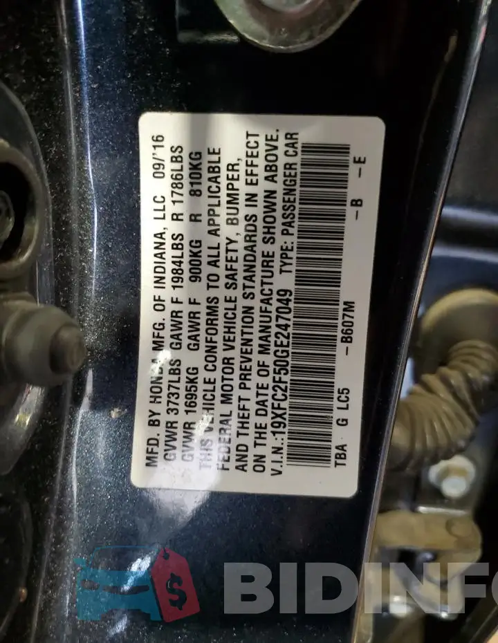 19XFC2F50GE247049 Photo# 12