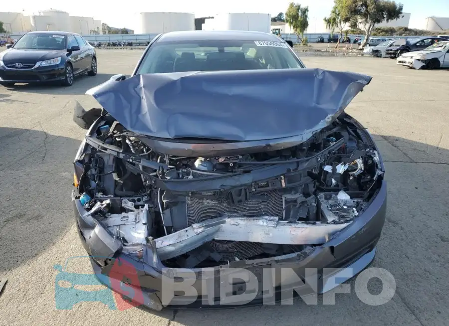 19XFC2F50JE202037 Photo# 5