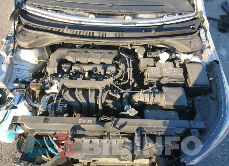 3KPC24A69NE179221 Photo# 11