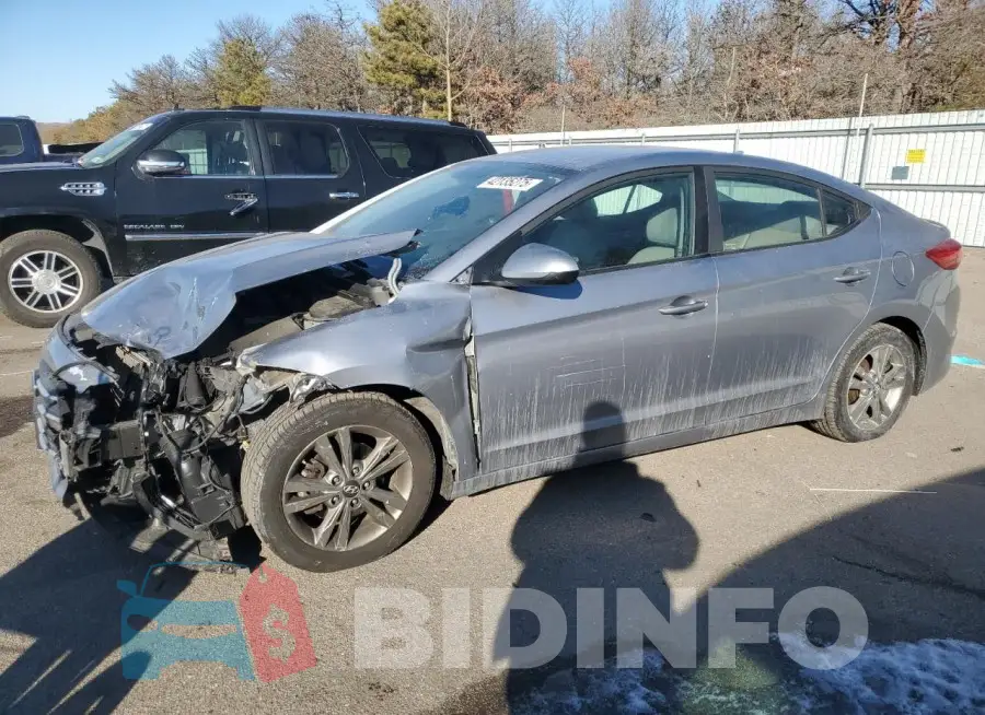5NPD84LF1HH003781 Photo# 1