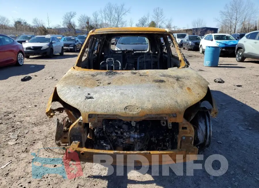KNDJP3A5XH7414286 Photo# 5