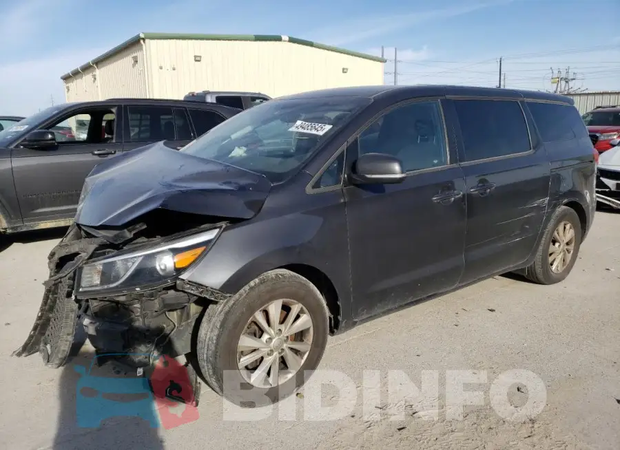 KNDMB5C15H6233166 Photo# 1