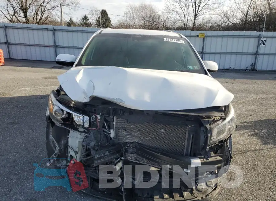 KNDME5C1XJ6345927 Photo# 5