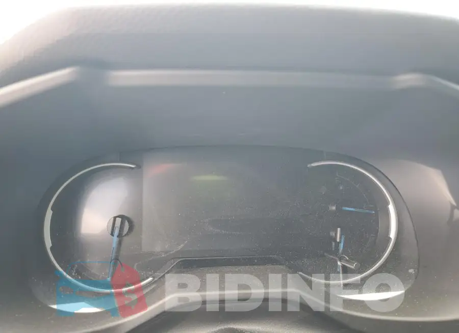 2T3E6RFV4PW040437 Photo# 9