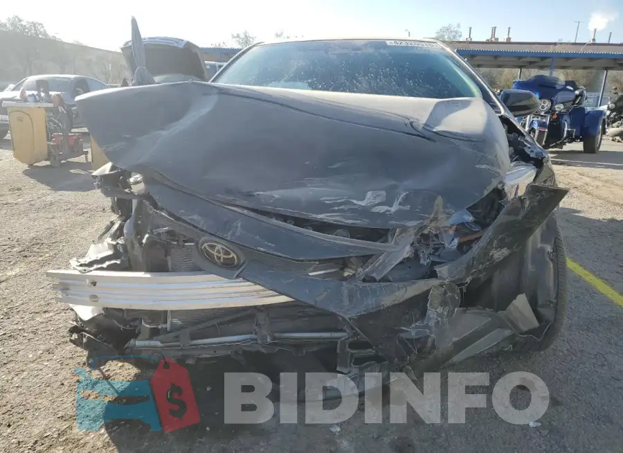 5YFB4MDE1RP219837 Photo# 5