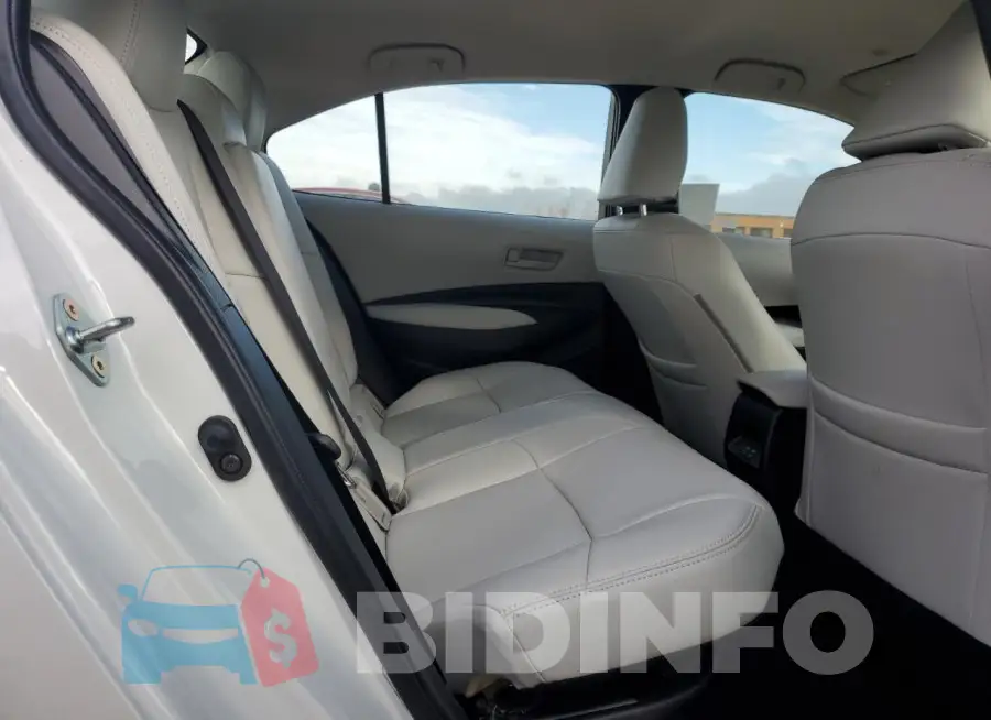 JTDBCMFE1S3071462 Photo# 10