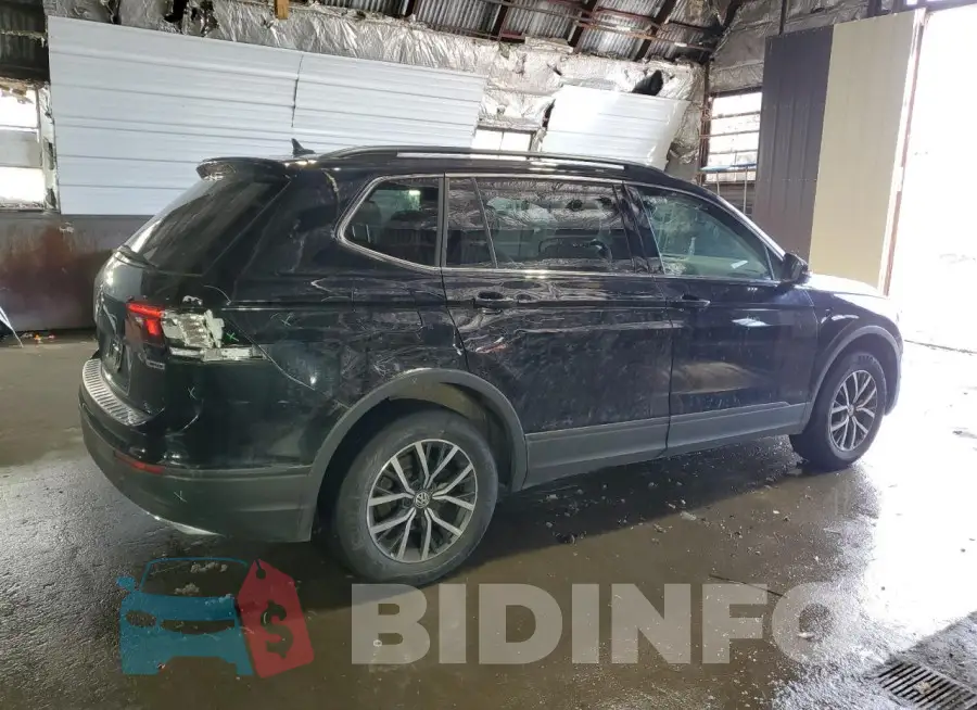 3VV2B7AXXKM158998 Photo# 3