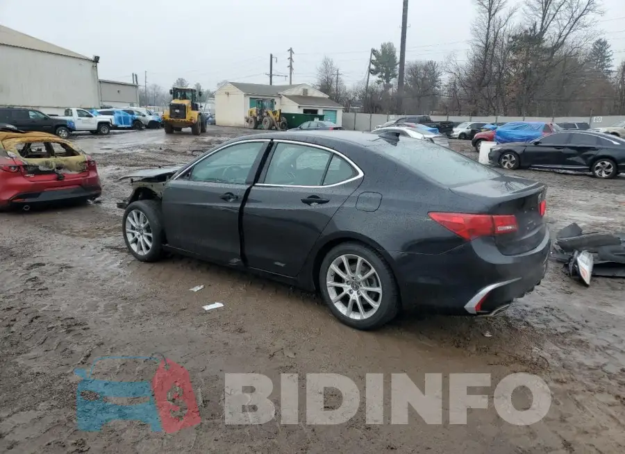 19UUB2F33JA005828 Photo# 2