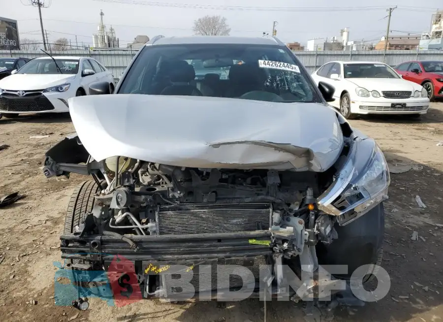 3N1CP5CU4KL555644 Photo# 5