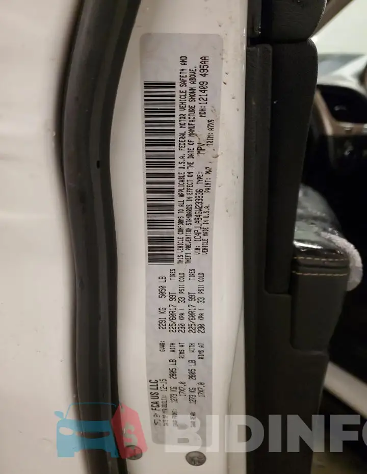 1C4PJLAB4GW233836 Photo# 12