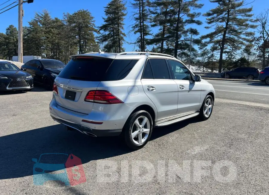 4JGDA5JB2HA854789 Photo# 4