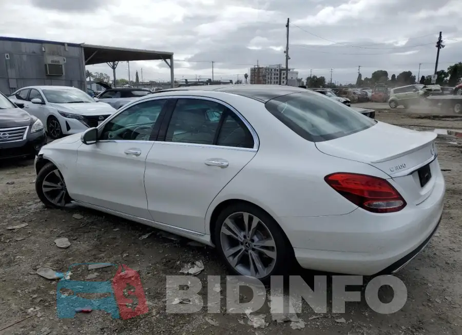 55SWF4JB5JU281858 Photo# 2