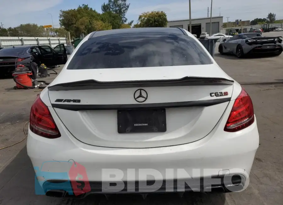 55SWF8HB4GU116325 Photo# 6