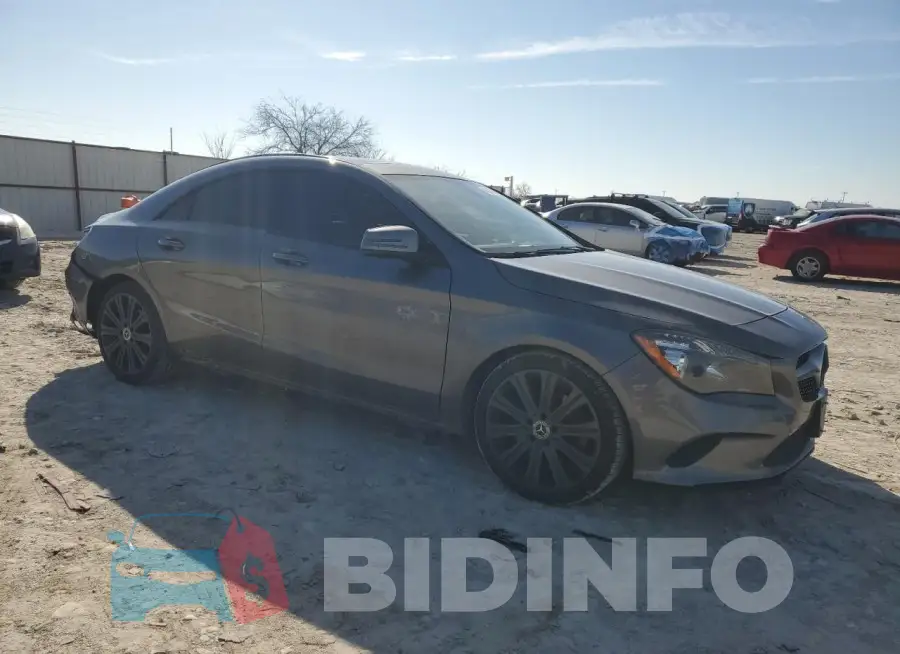WDDSJ4EB6JN634821 Photo# 4