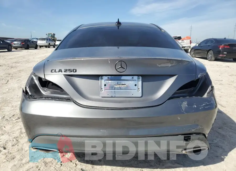WDDSJ4EB6JN634821 Photo# 6